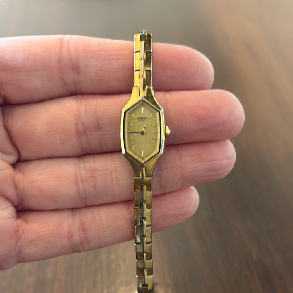 Vintage Seiko Women’s Wristwatch